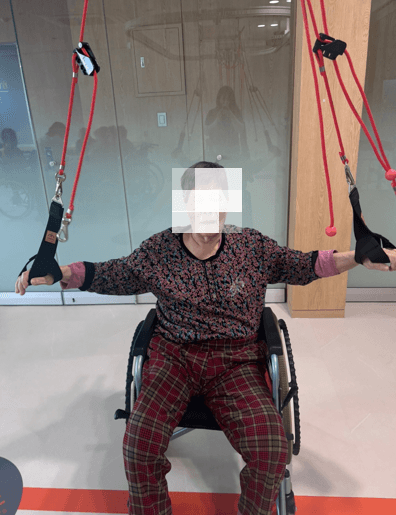 더비다 재활프로그램 - 워커 보행 훈련